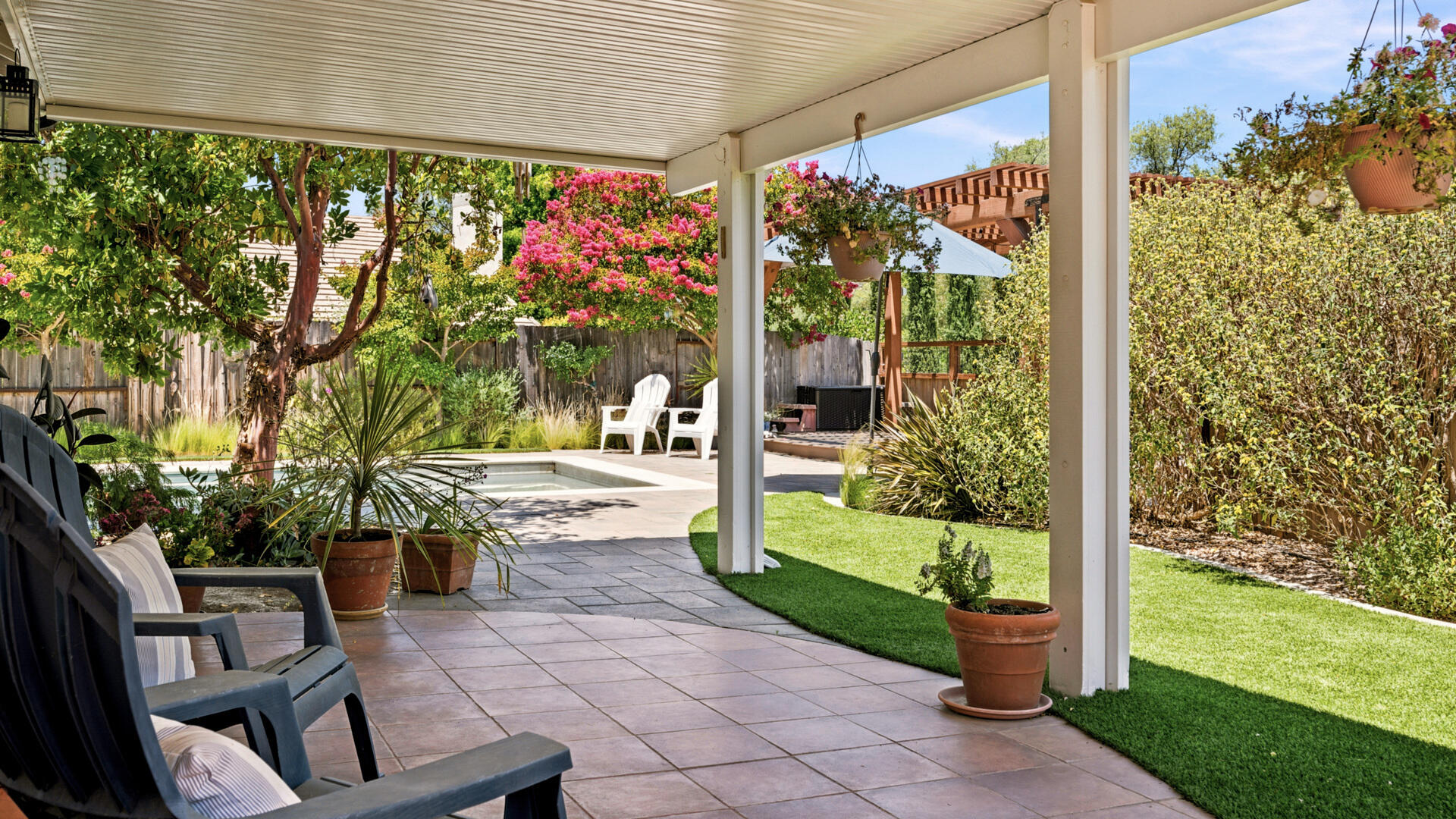 585 Windmill Court