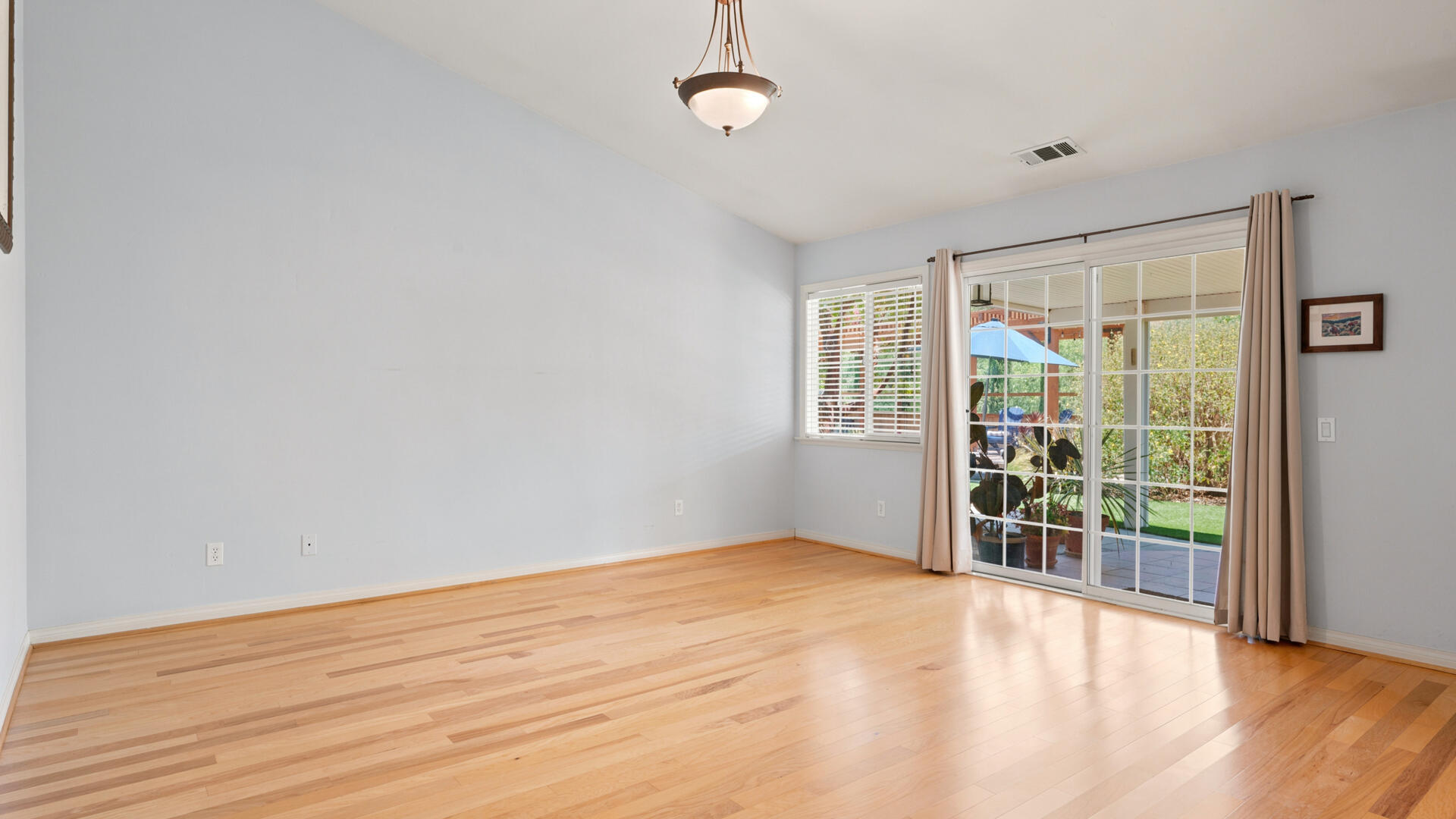 585 Windmill Court
