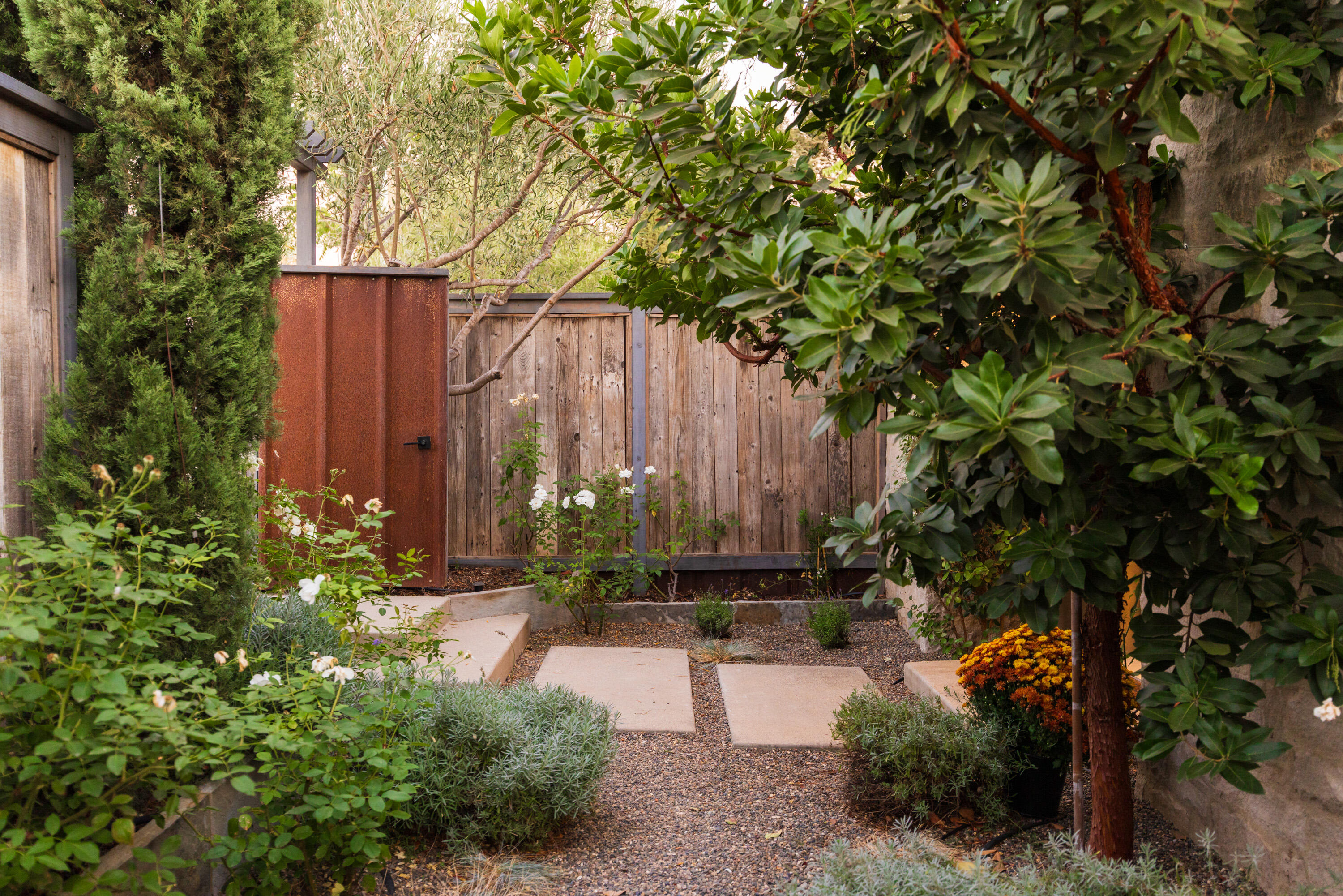 1674 Laurel Avenue Unit 1