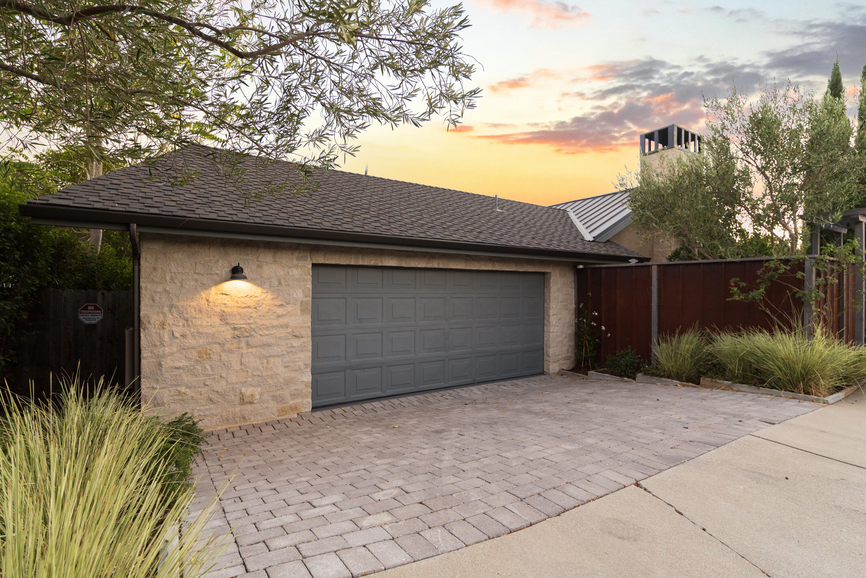1674 Laurel Avenue Unit 1