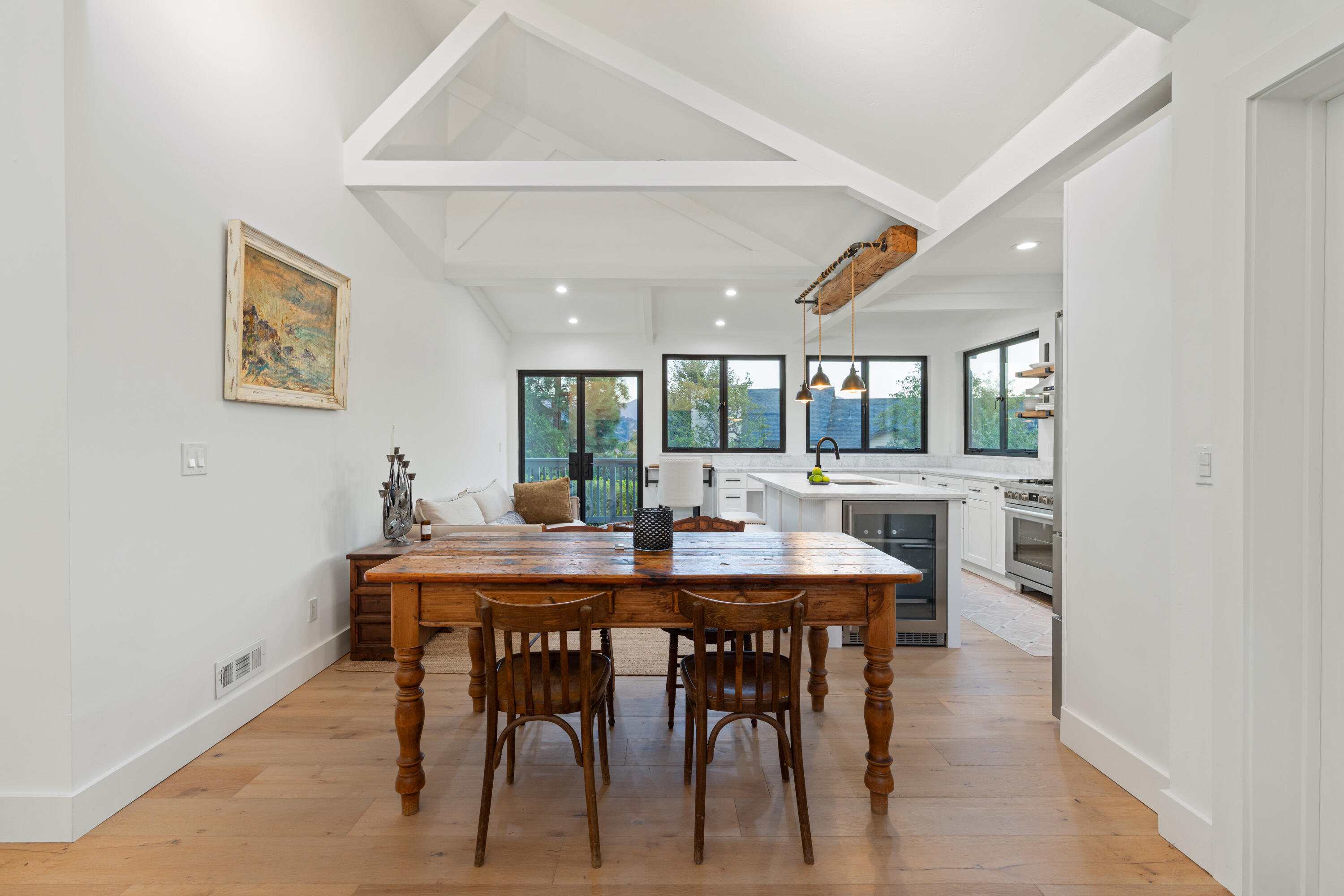 1674 Laurel Avenue Unit 1