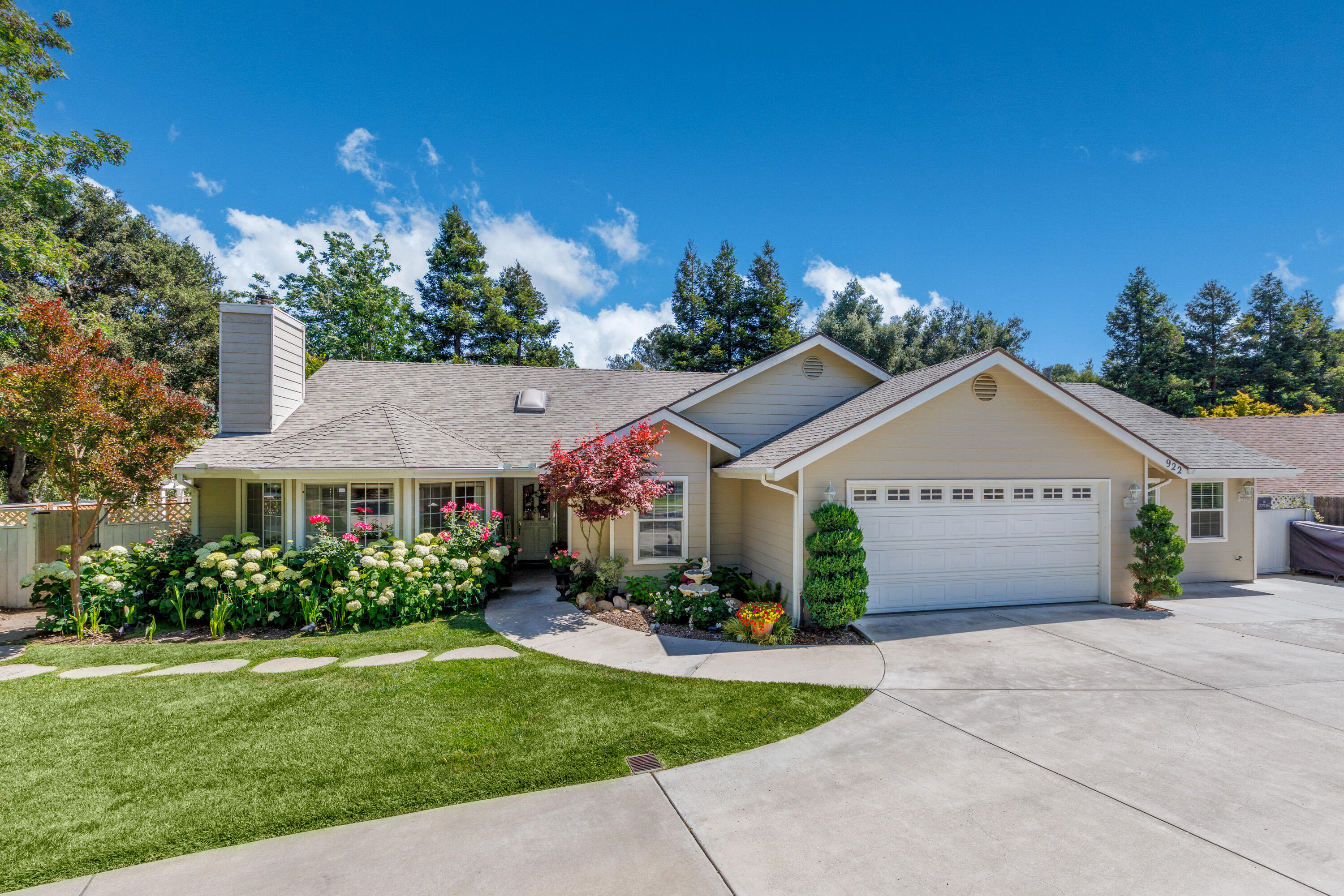 922 College Canyon Road