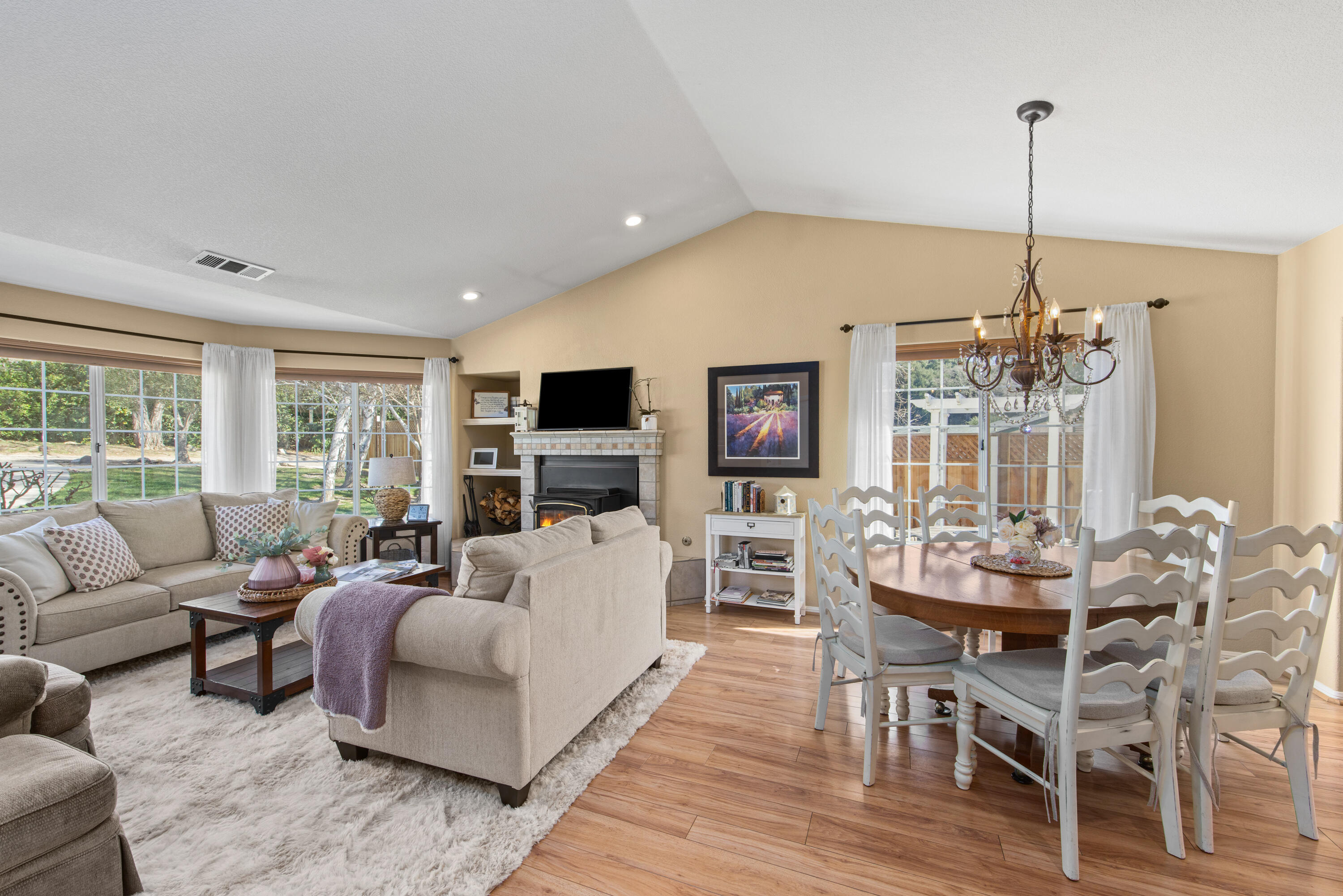 922 College Canyon Road