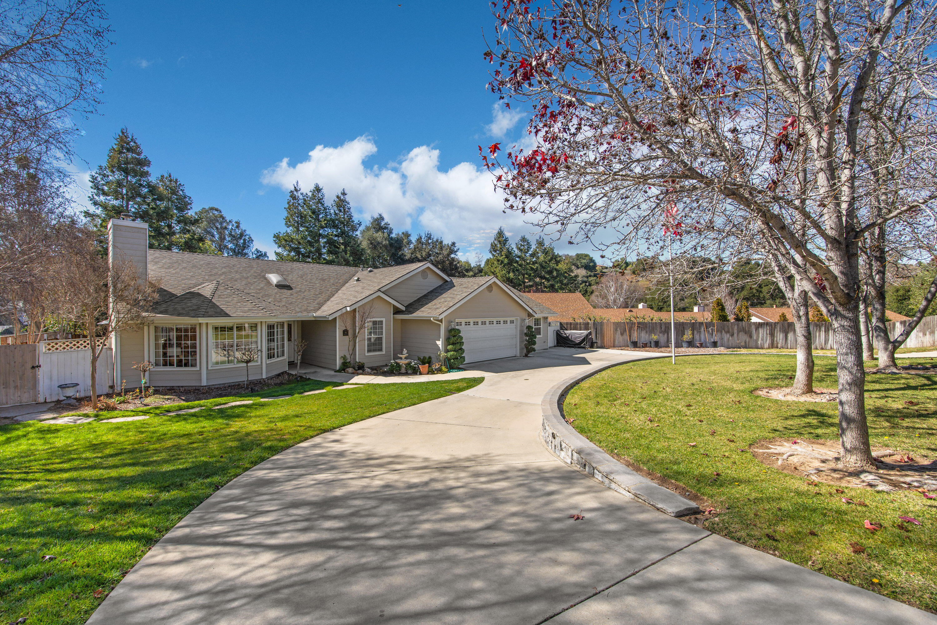 922 College Canyon Road