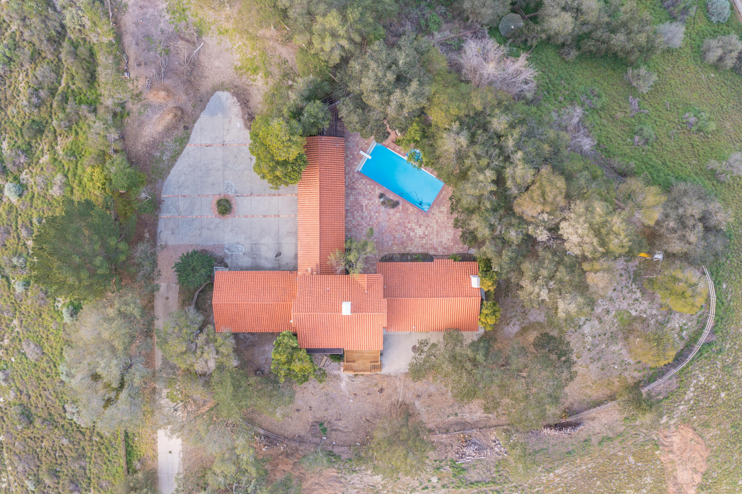 1225 Poppy Valley Road