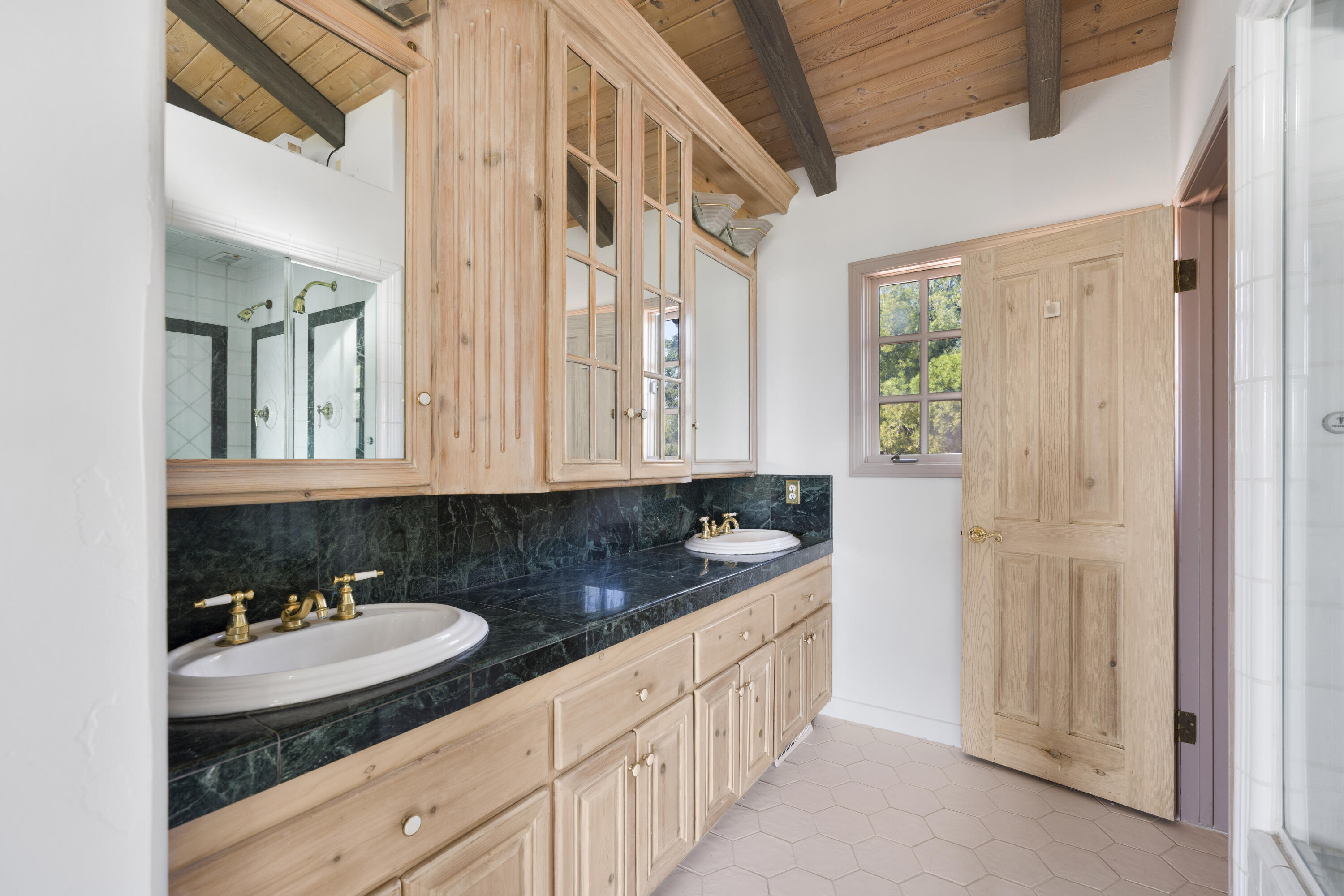 1225 Poppy Valley Road