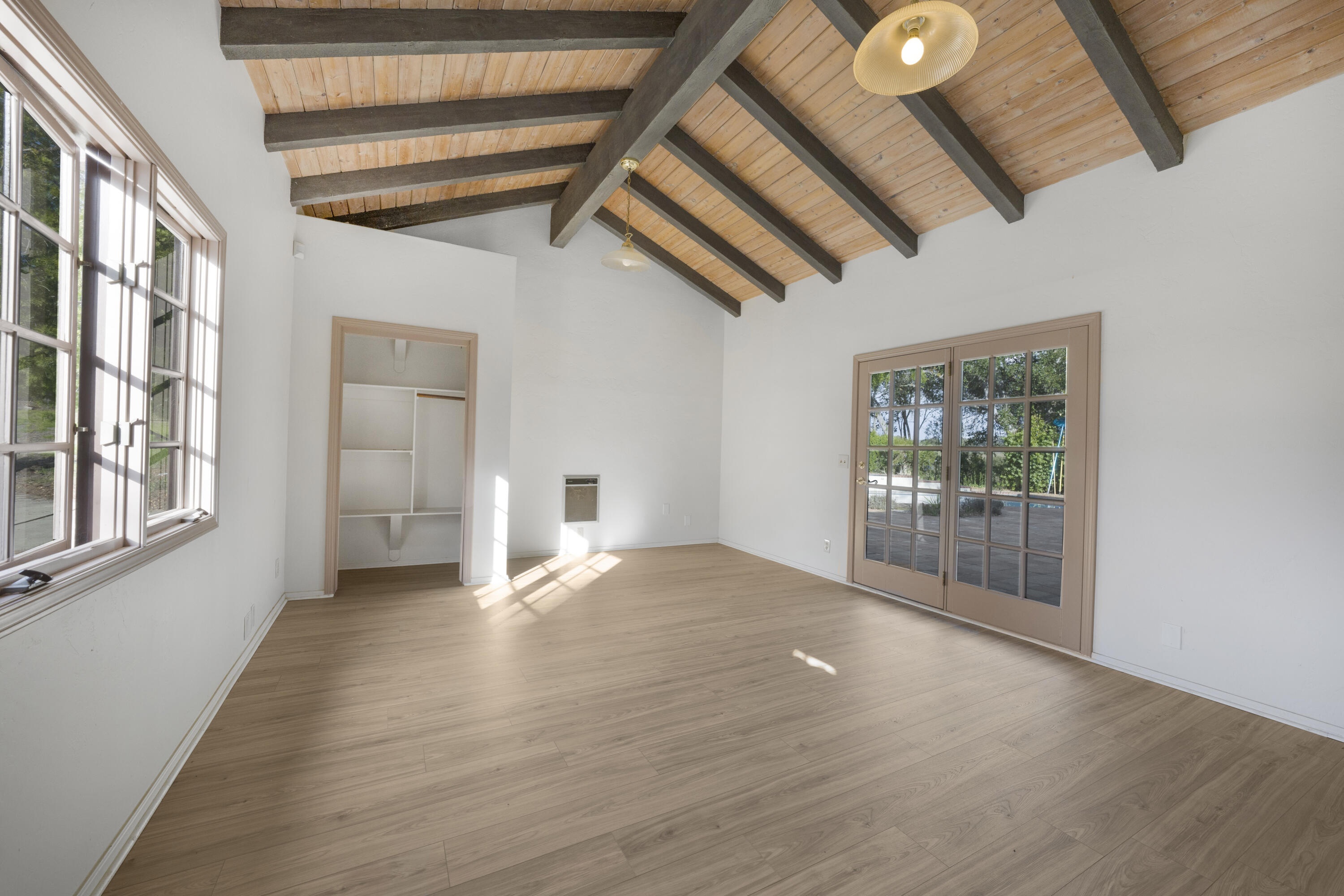 1225 Poppy Valley Road