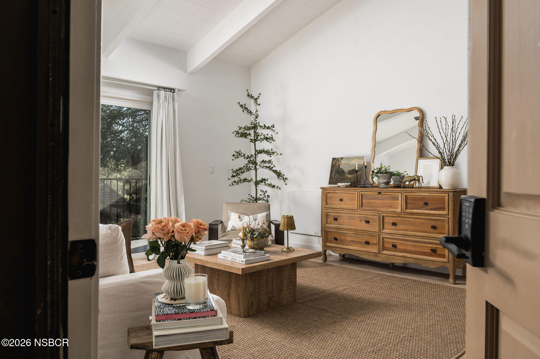 864 Highland Drive 6