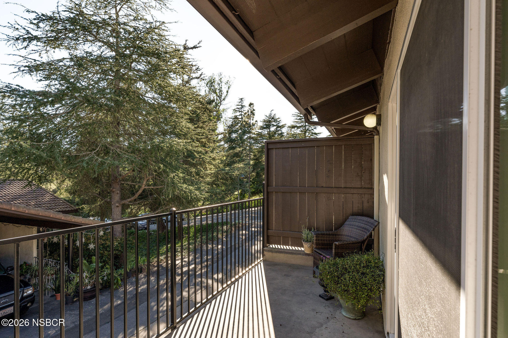 864 Highland Drive 6