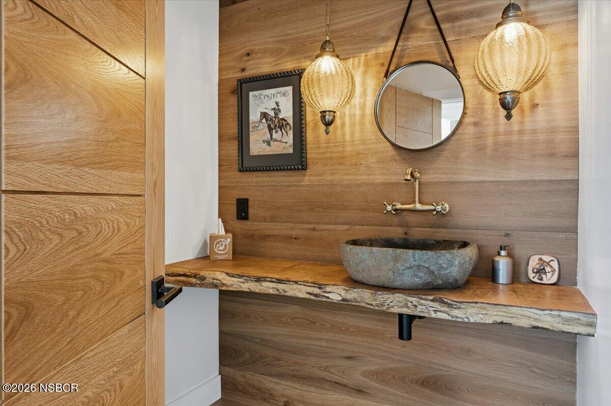 970 College Canyon Road