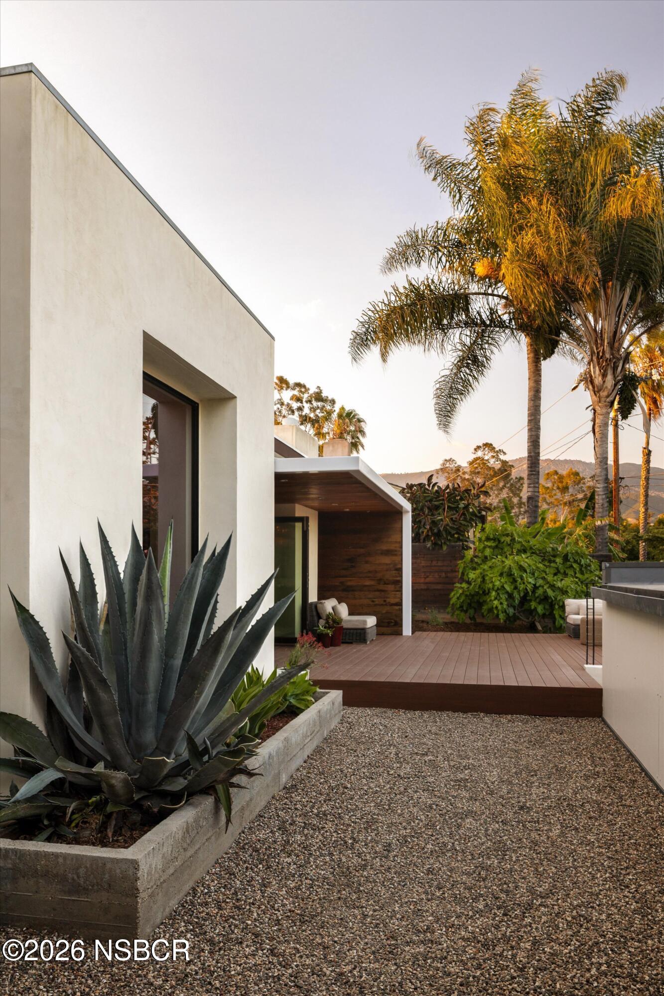 11 Romaine Drive