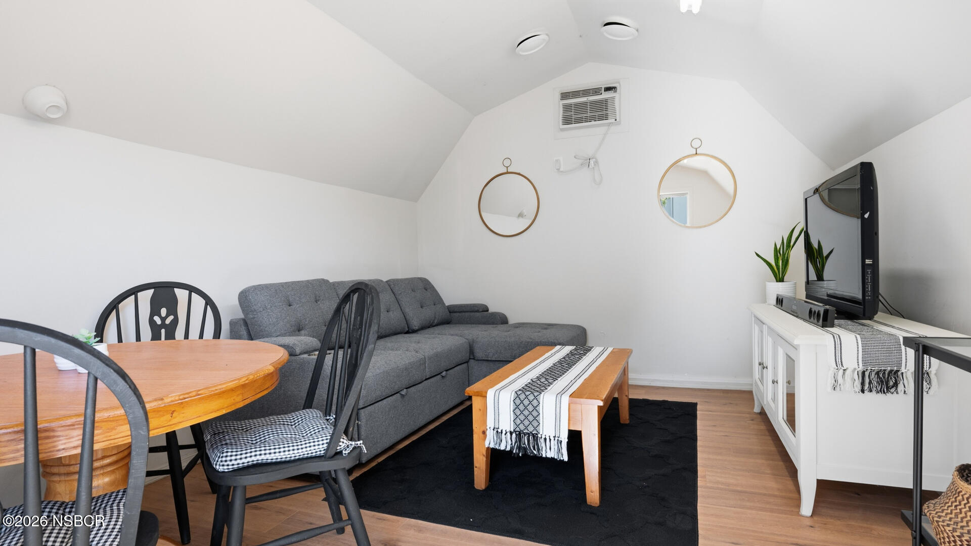 211 Menlo Drive