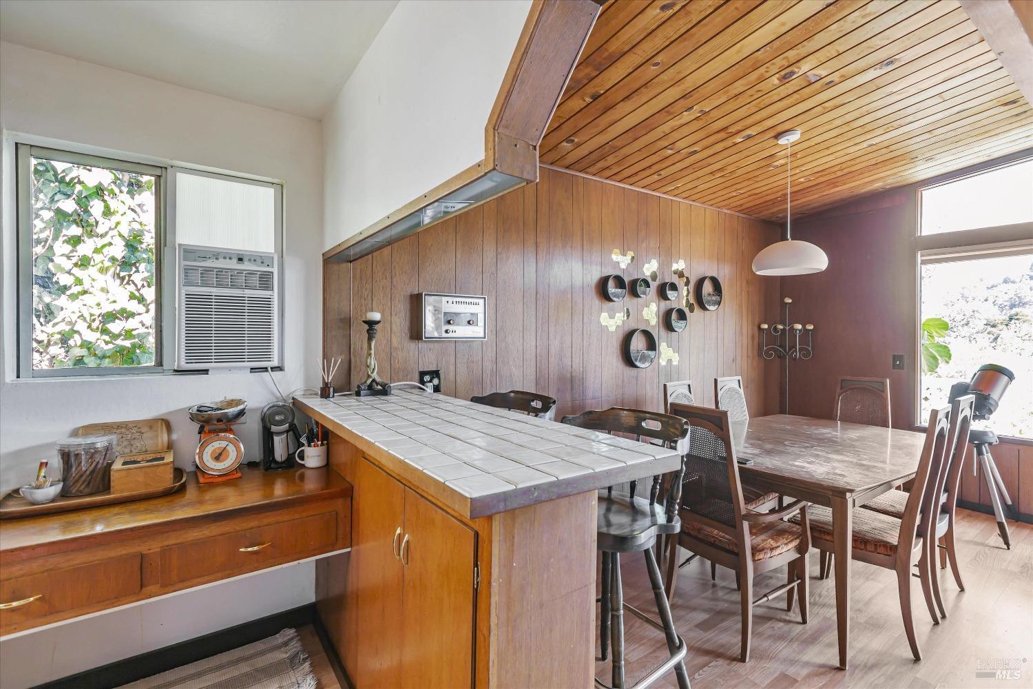 355 Corte Madera Ave