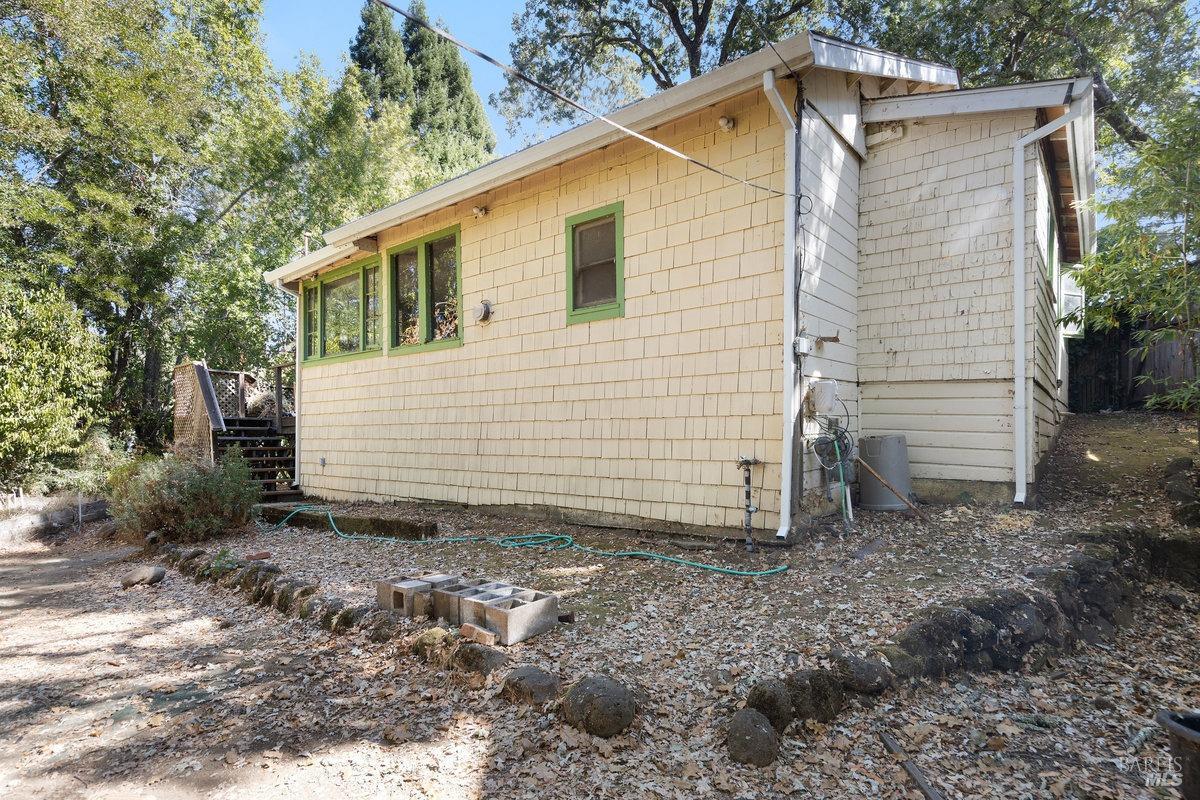 1566 San Anselmo Ave