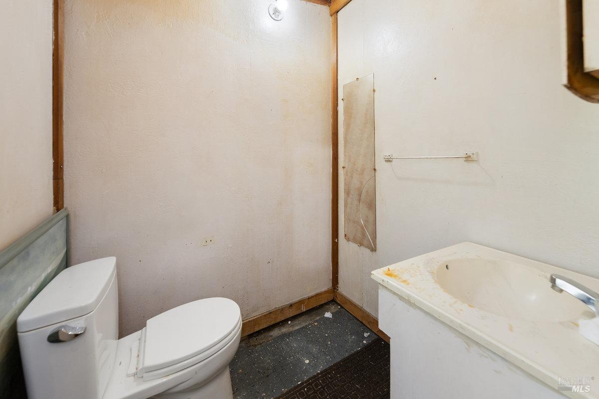 1566 San Anselmo Ave