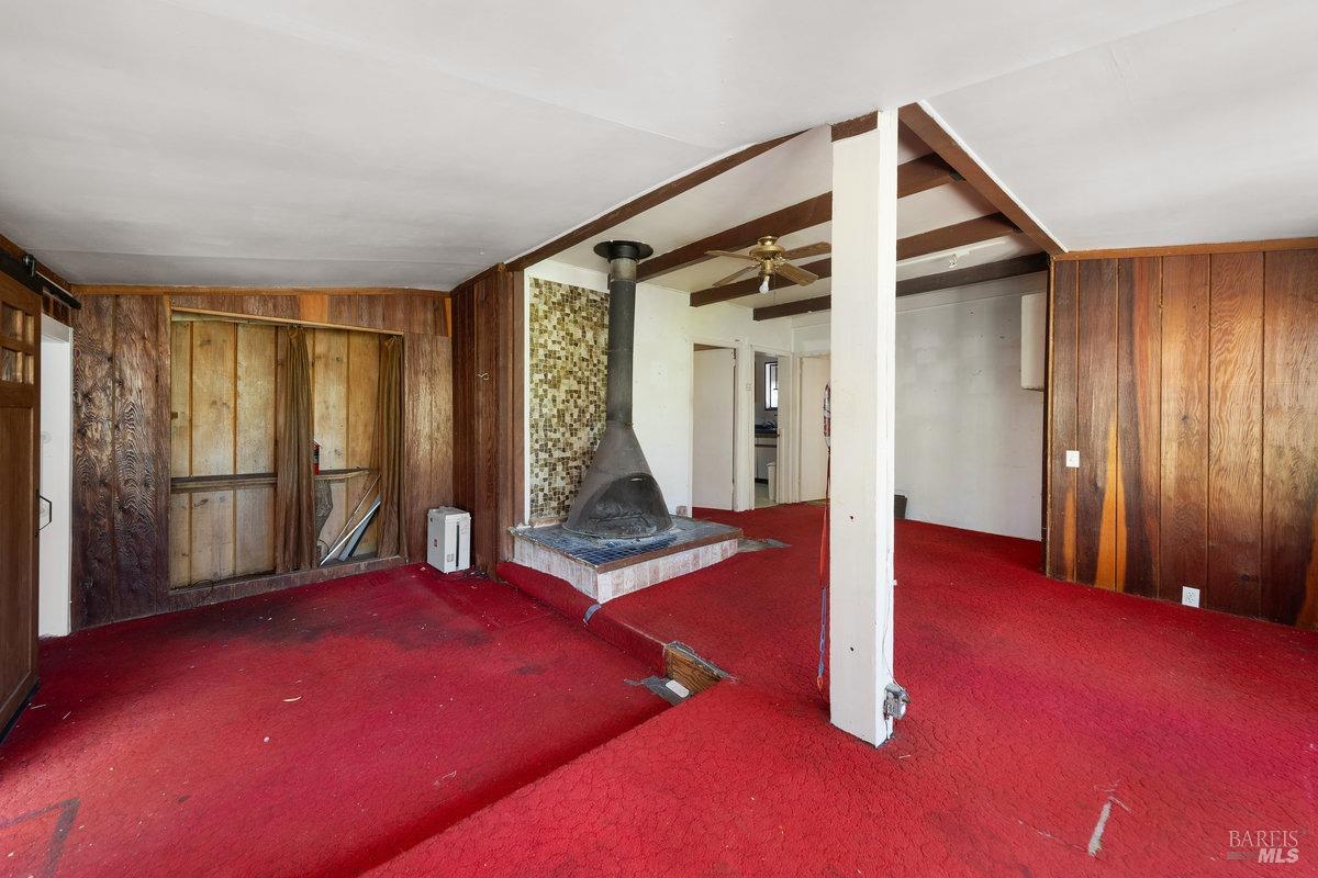 1566 San Anselmo Ave