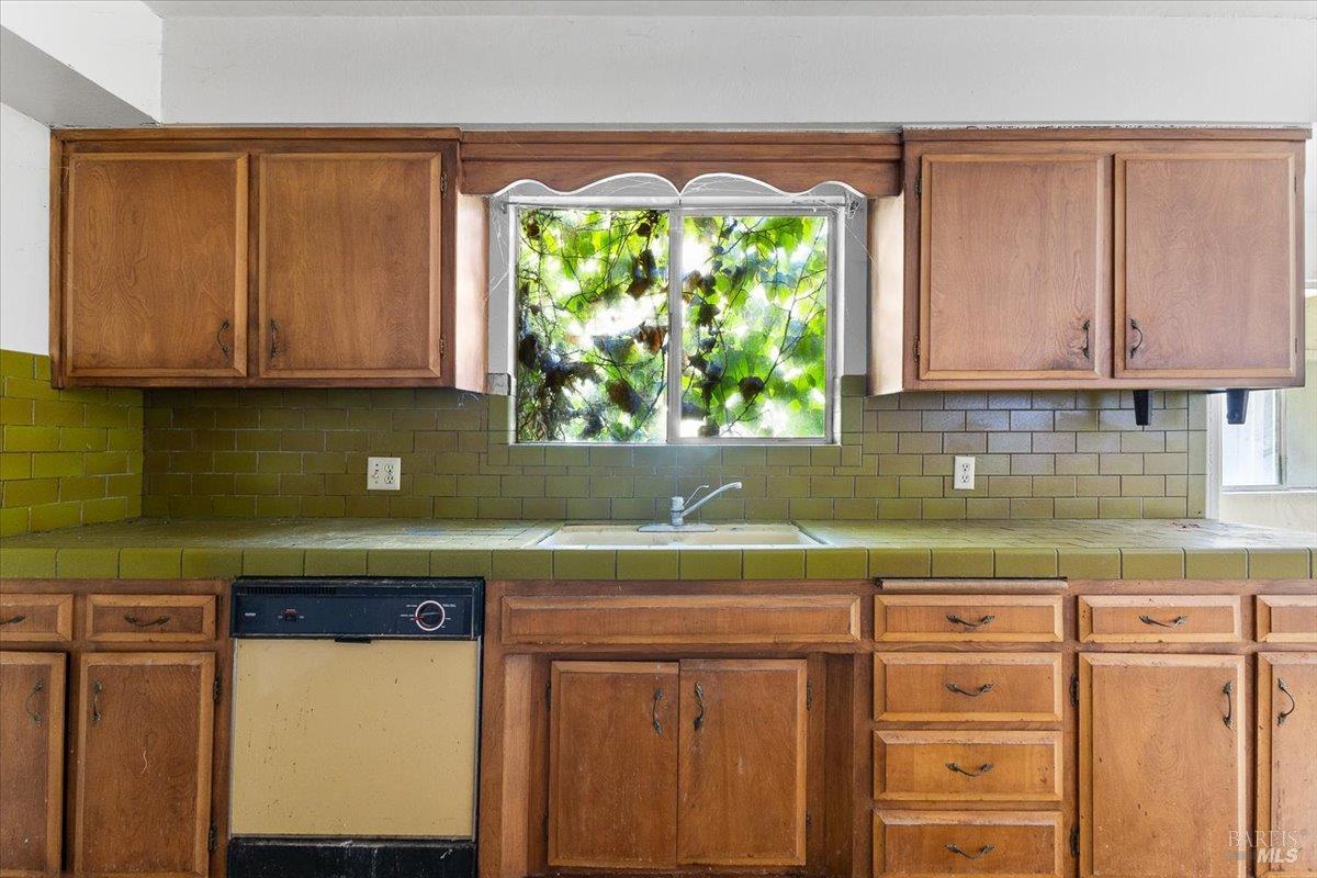 3611 Alta Vista Avenue