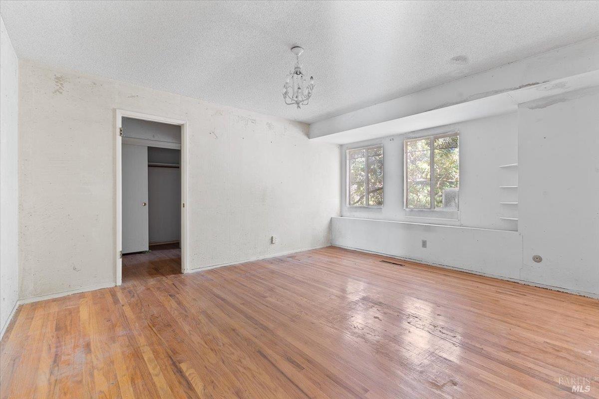 3611 Alta Vista Avenue