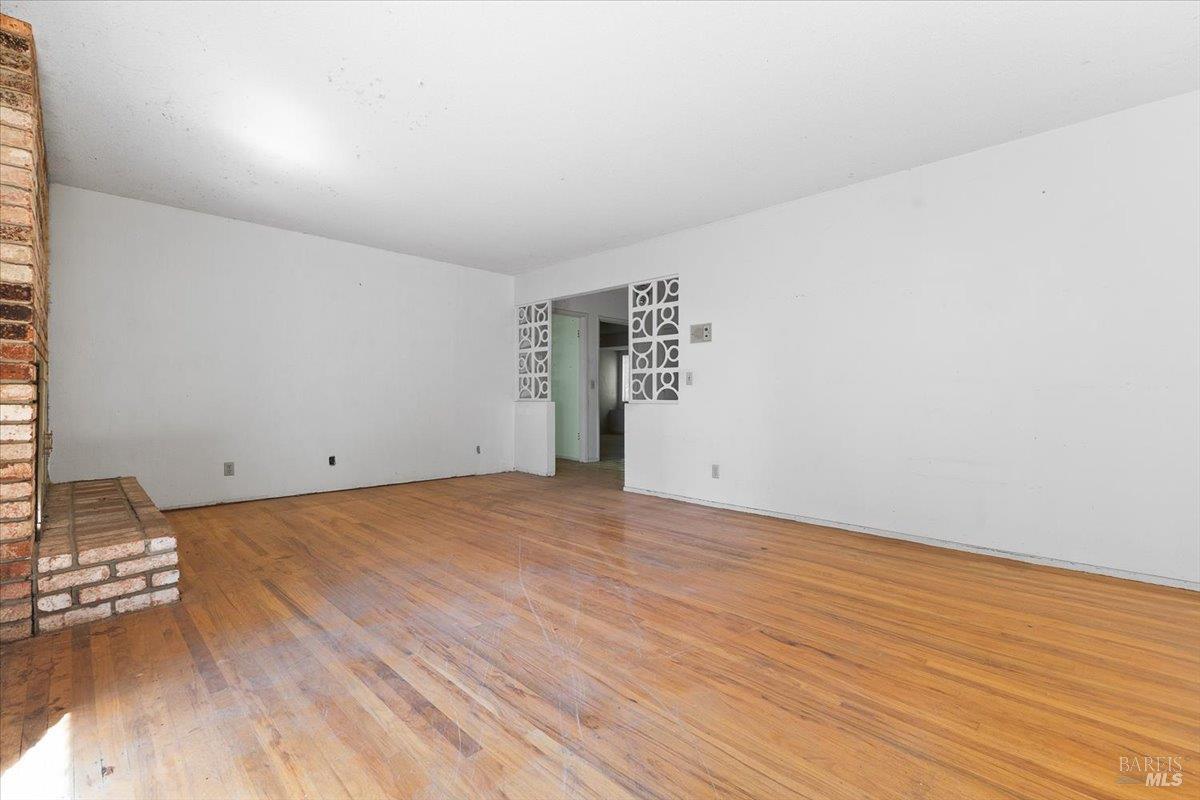 3611 Alta Vista Avenue