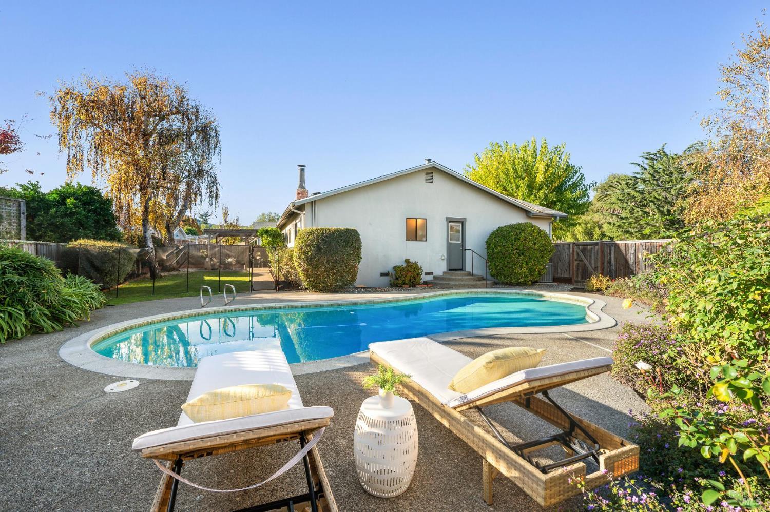 479 Calle De La Mesa