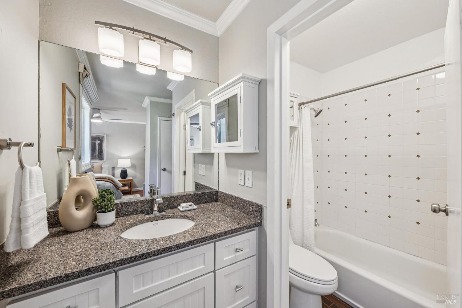 384 Pine Hill Road Unit: #14
