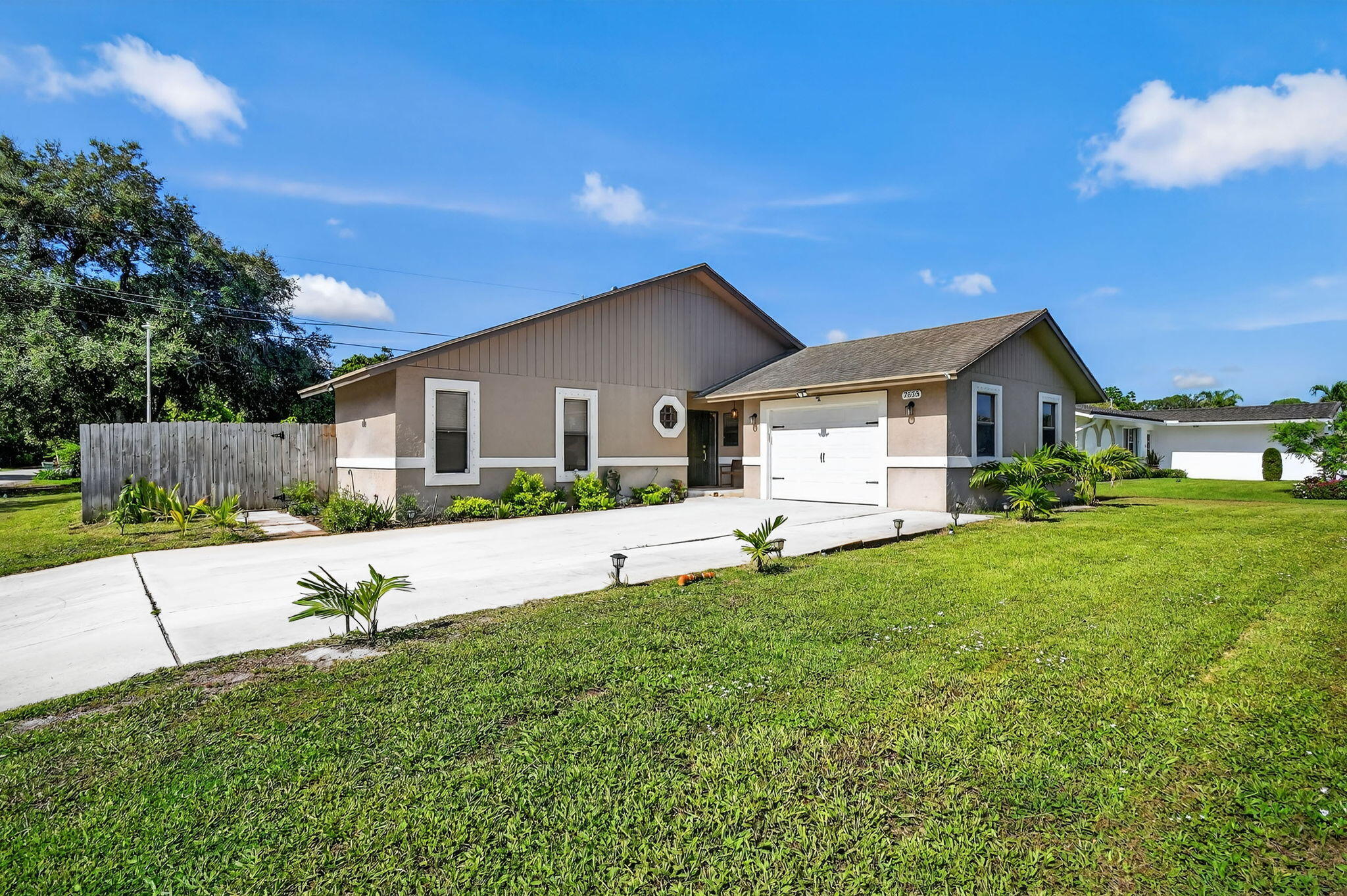 7555 Hilltop Drive