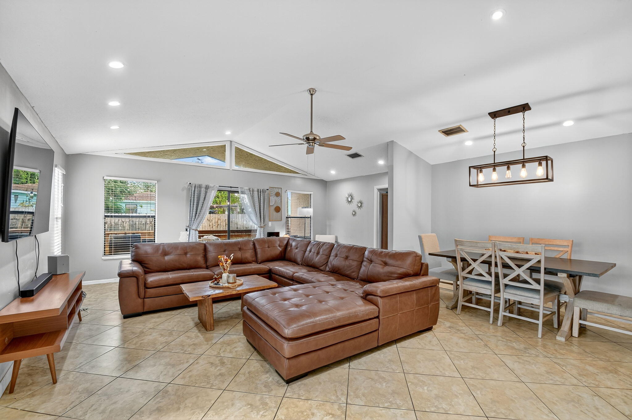 7555 Hilltop Drive
