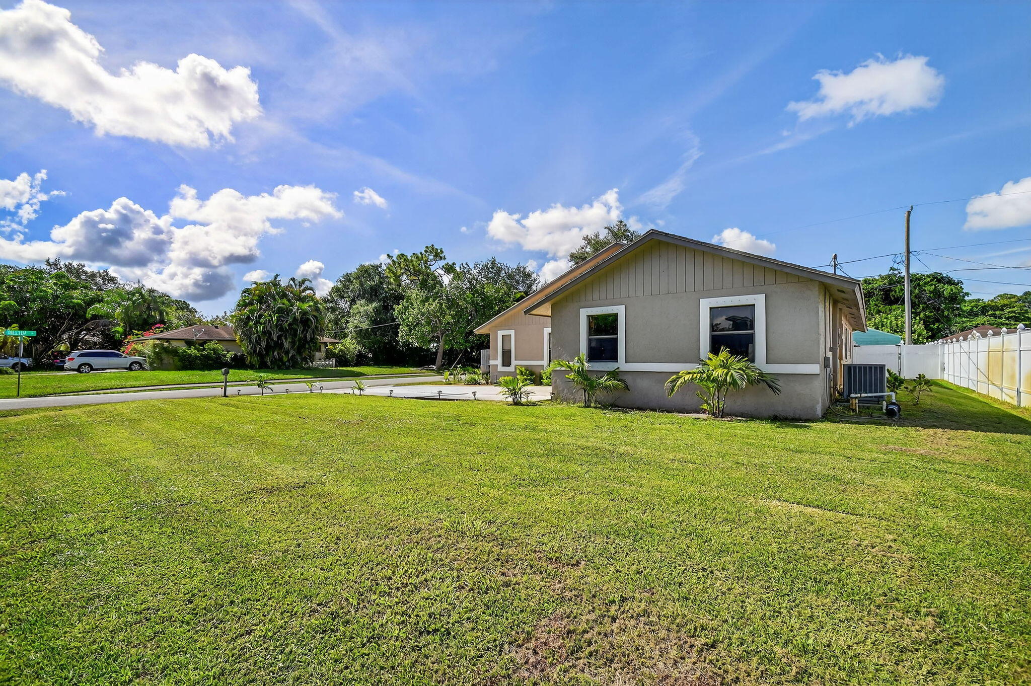 7555 Hilltop Drive