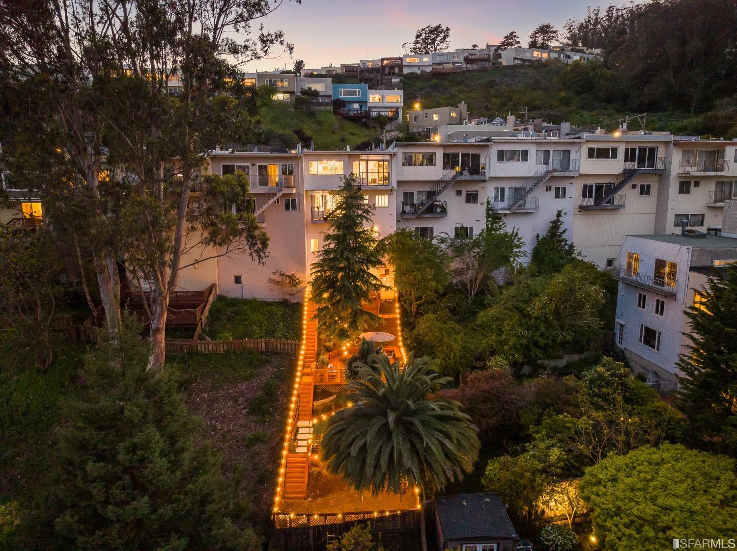 82 Stanford Heights Avenue