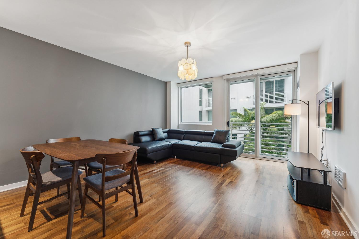 555 4th Street Unit: 514