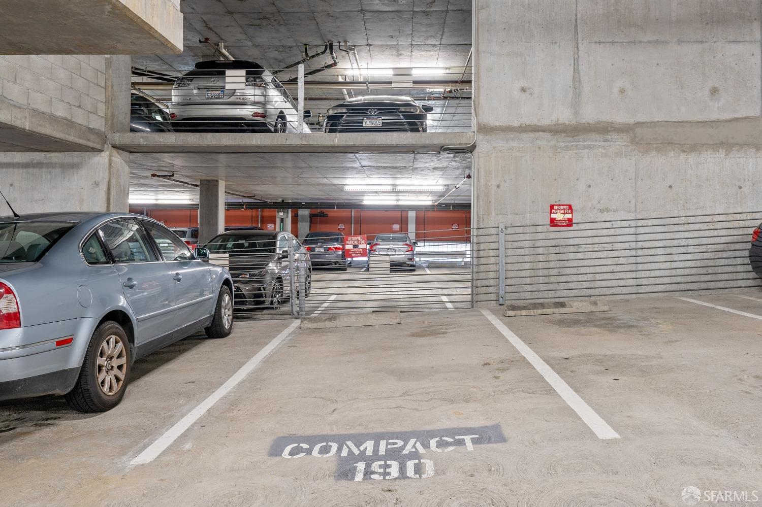 555 4th Street Unit: 514