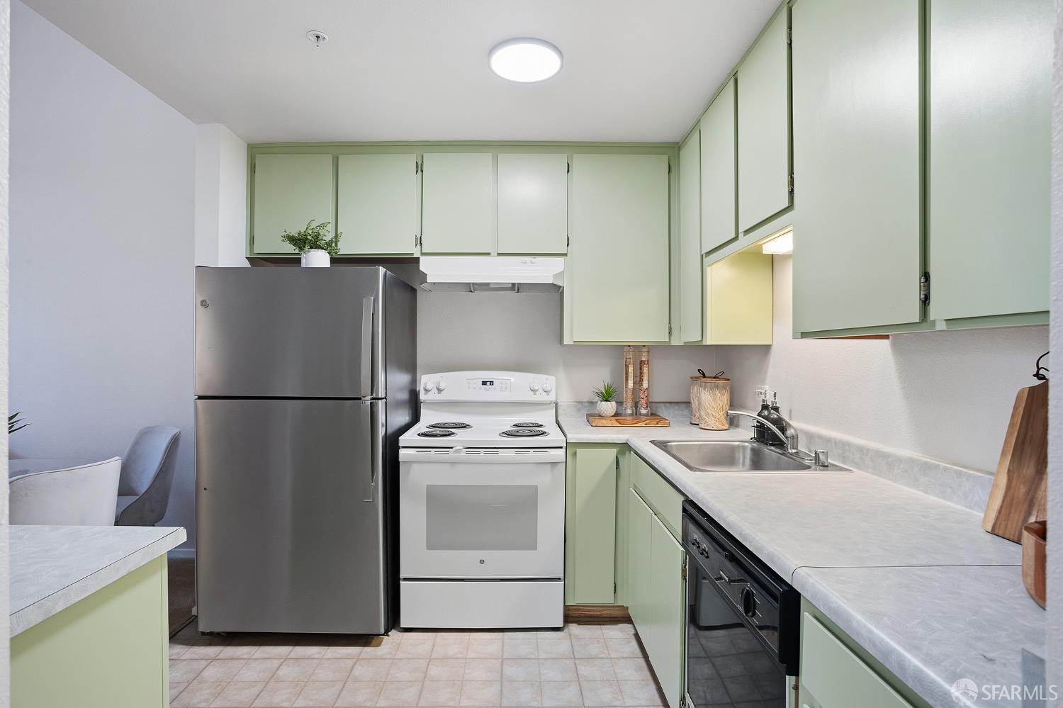 95 Mccoppin Street # 103E