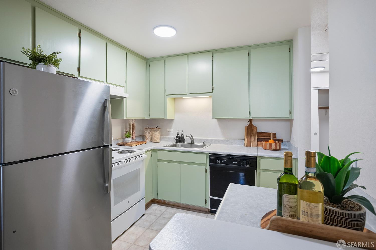 95 Mccoppin Street # 103E
