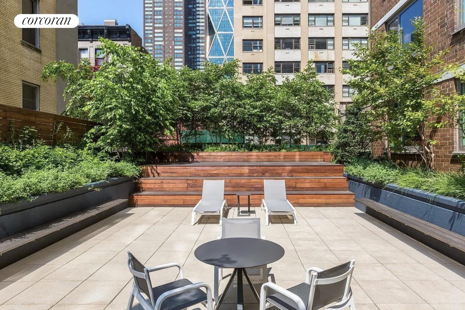 301 W 53RD Street 18J