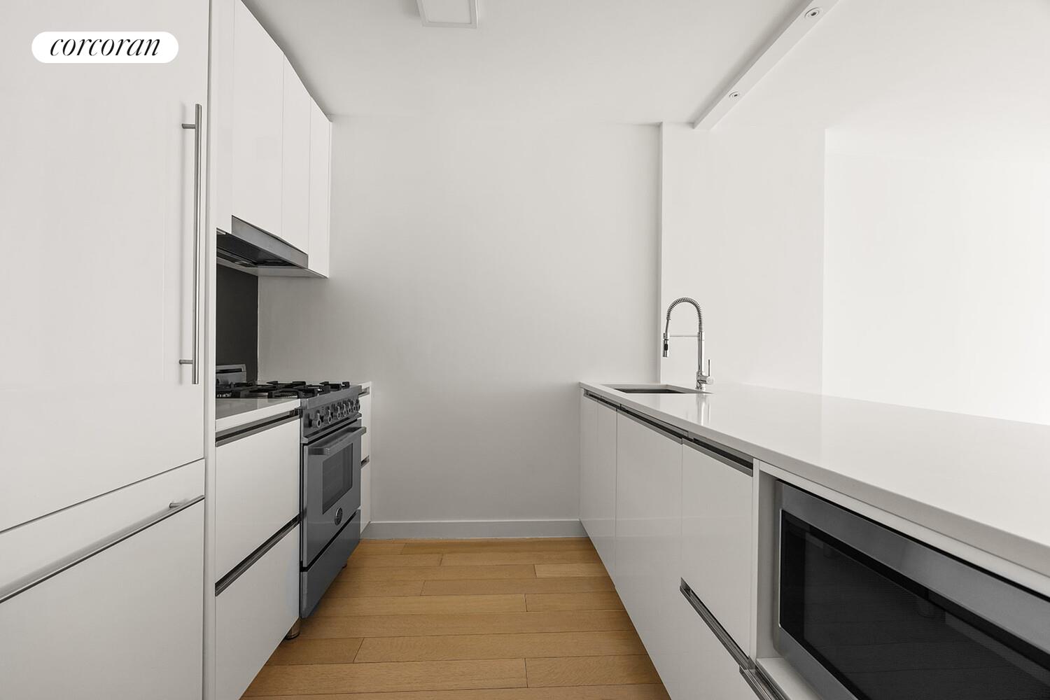 301 W 53RD Street 18J