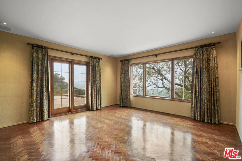 13150 Mulholland Drive