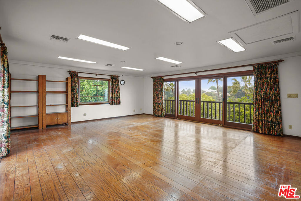 13150 Mulholland Drive