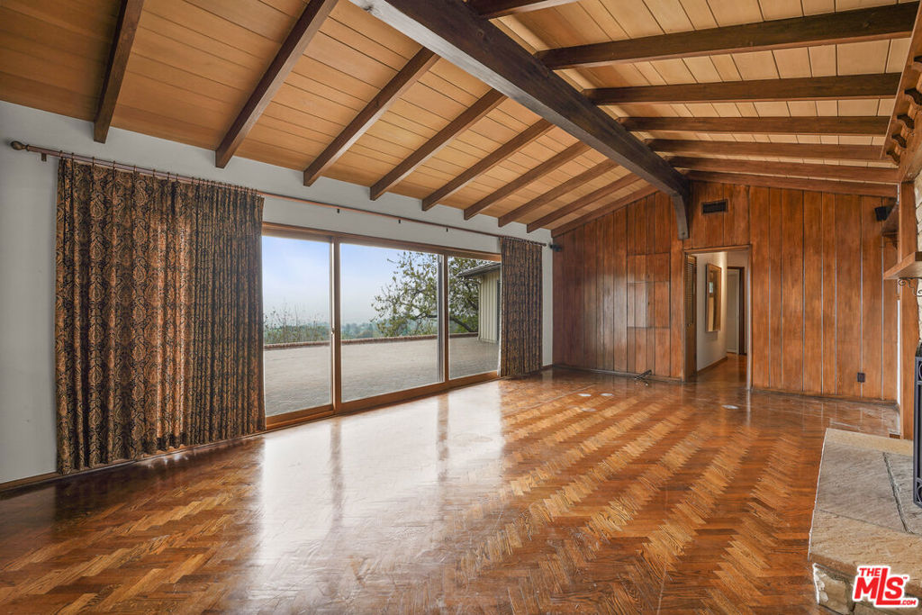 13150 Mulholland Drive