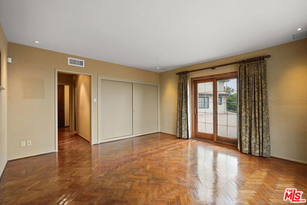 13150 Mulholland Drive