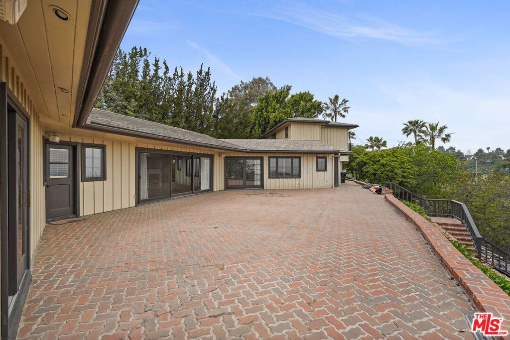 13150 Mulholland Drive