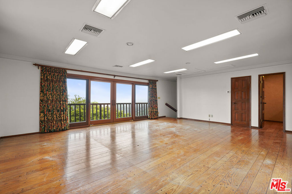 13150 Mulholland Drive