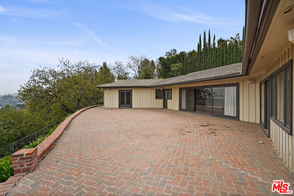 13150 Mulholland Drive