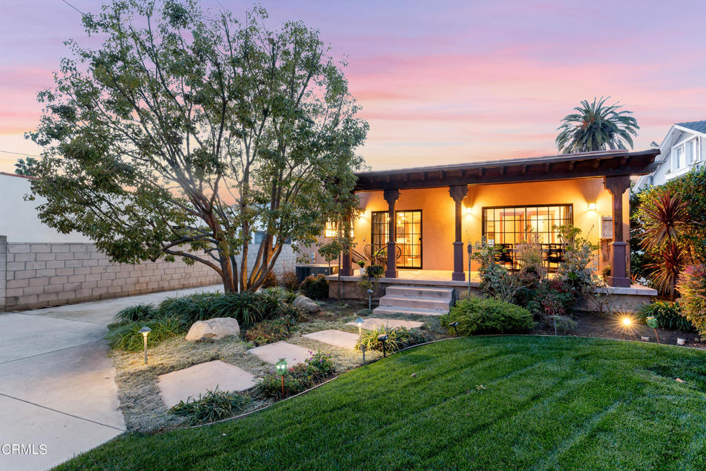 2048 La France Avenue