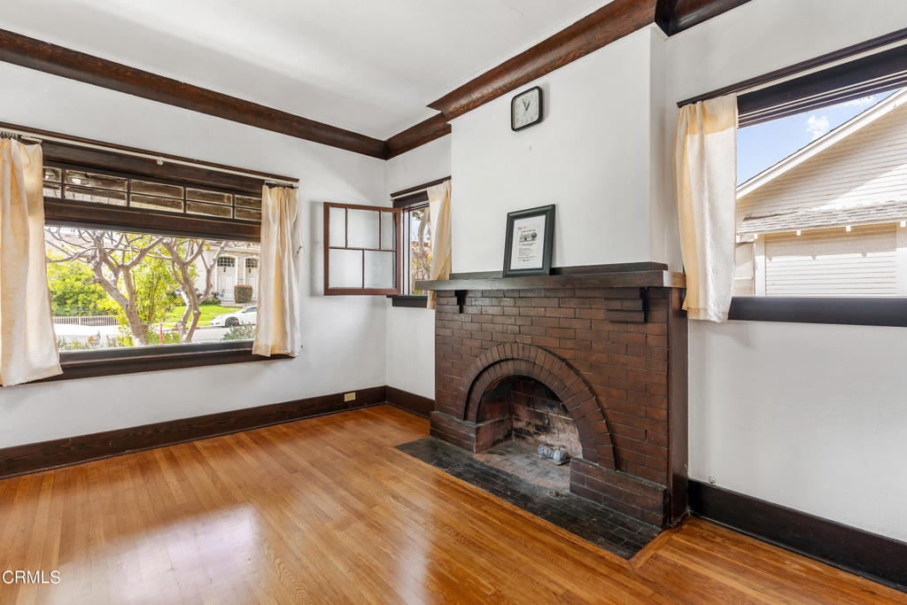 924 N Stoneman Avenue