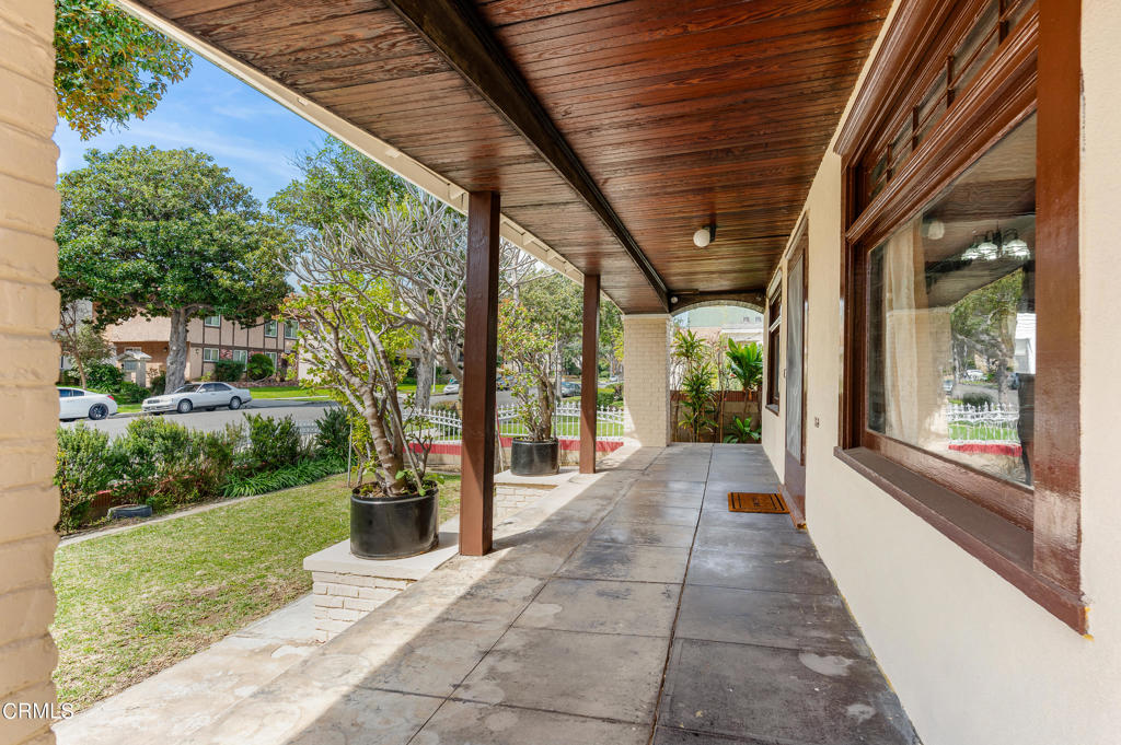 924 N Stoneman Avenue