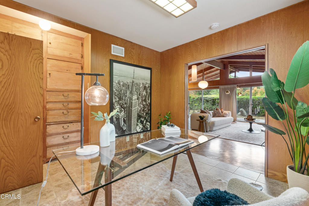 8929 Wonderland Park Avenue