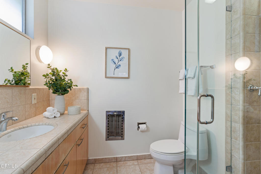 8929 Wonderland Park Avenue