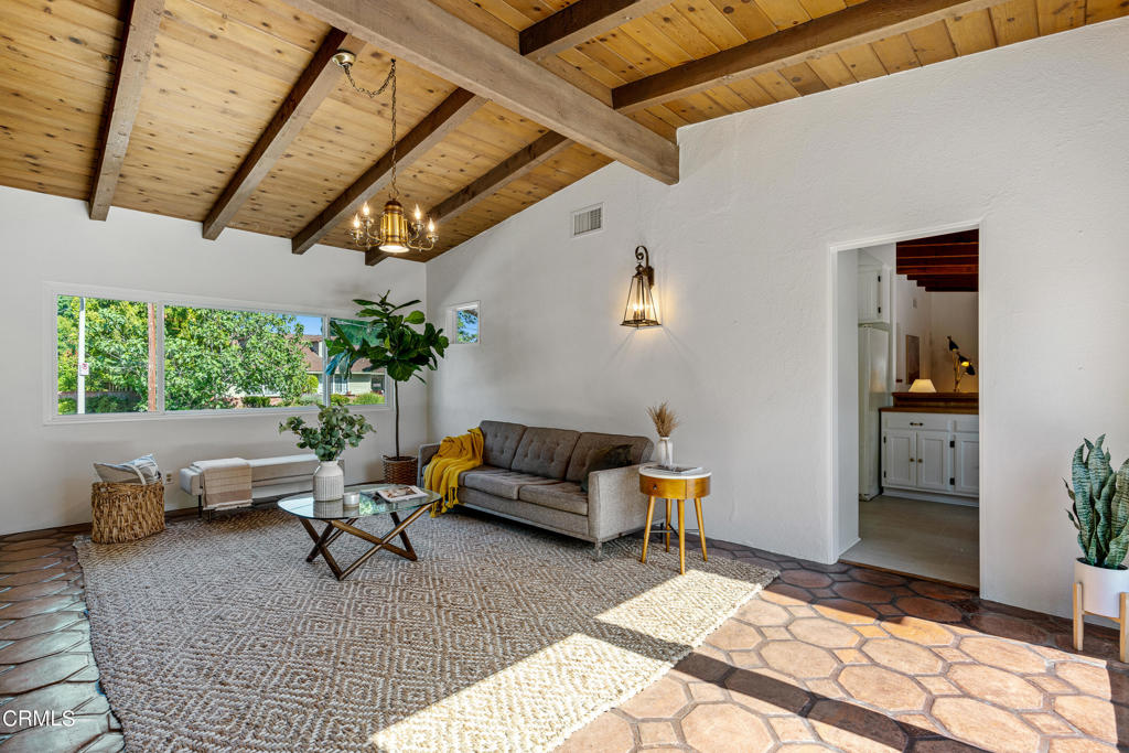 11031 Amestoy Avenue