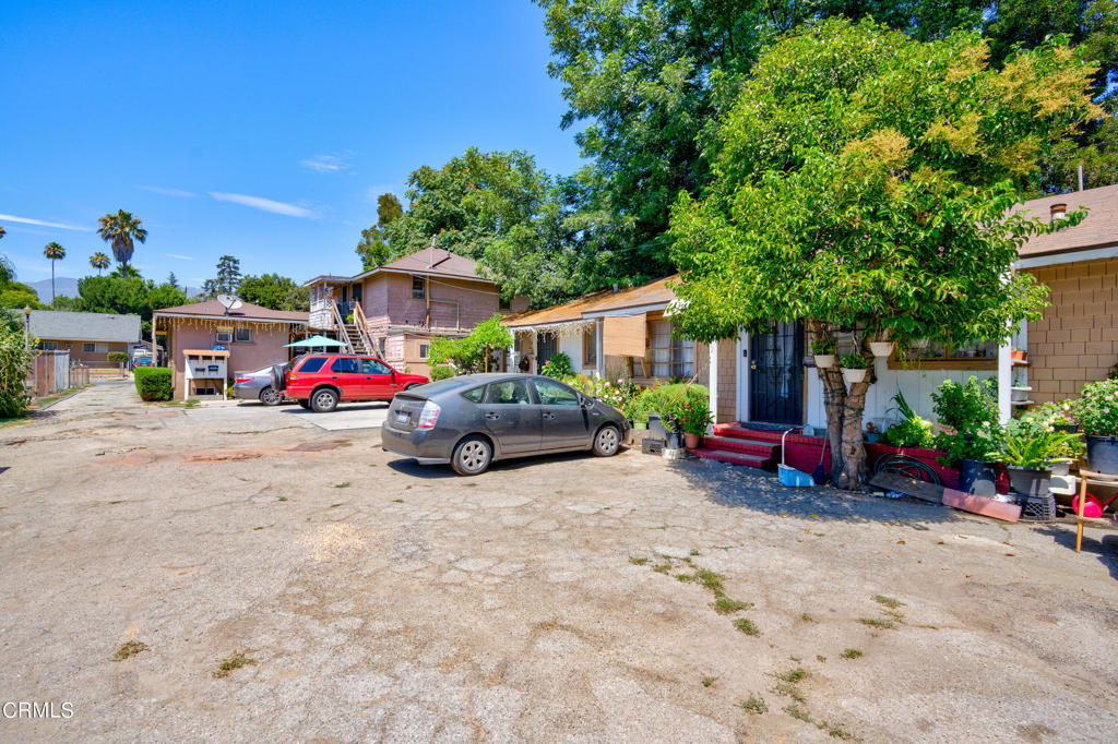 530 E Mountain Street