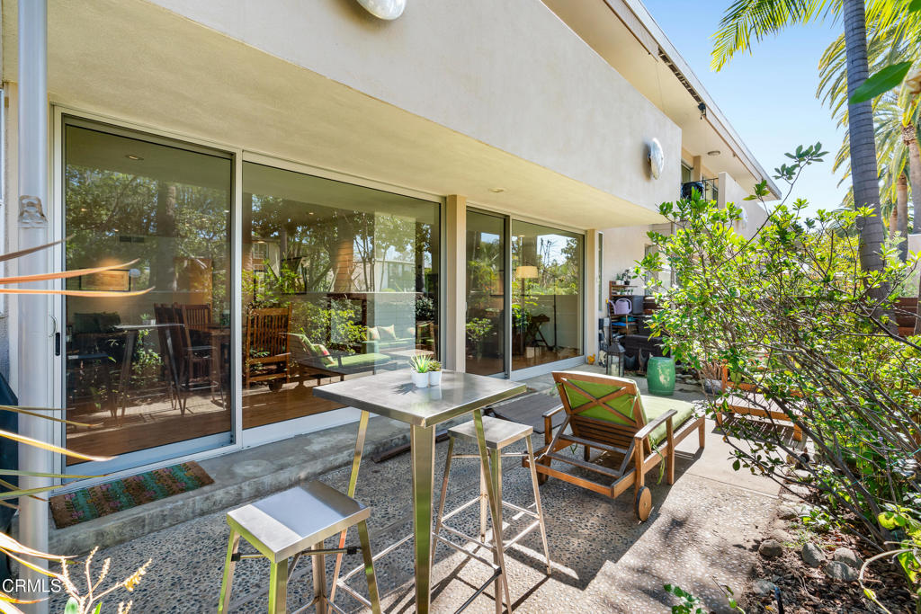 1000 S Orange Grove Boulevard 3